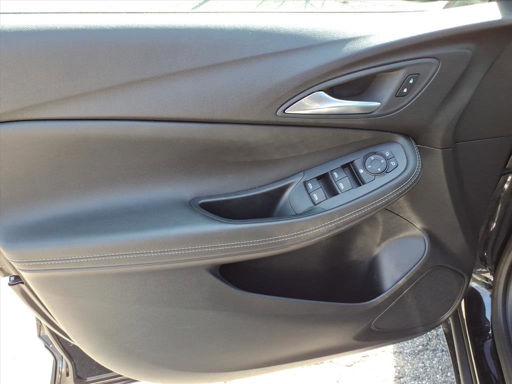 Used 2025 Buick Encore GX Preferred image 24