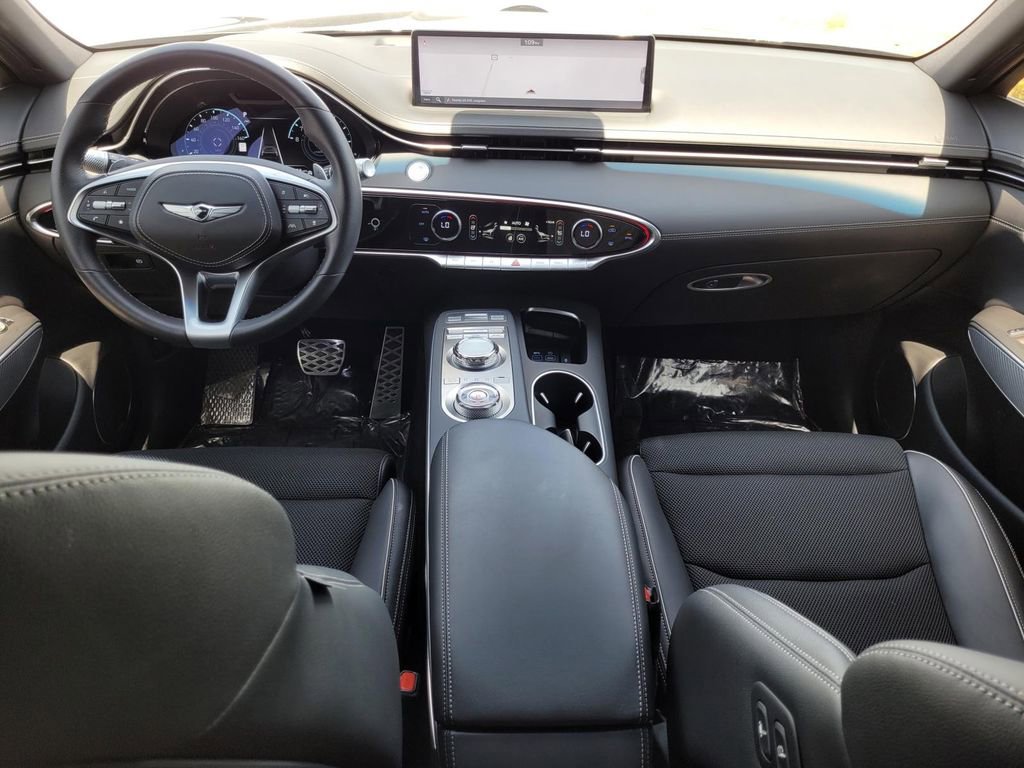 Used 2025 Genesis GV70 2.5T w/ Sport Prestige Package image 16