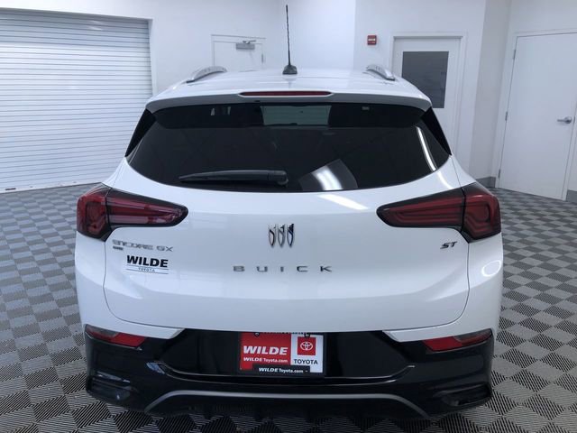 Used 2024 Buick Encore GX Sport Touring image 6