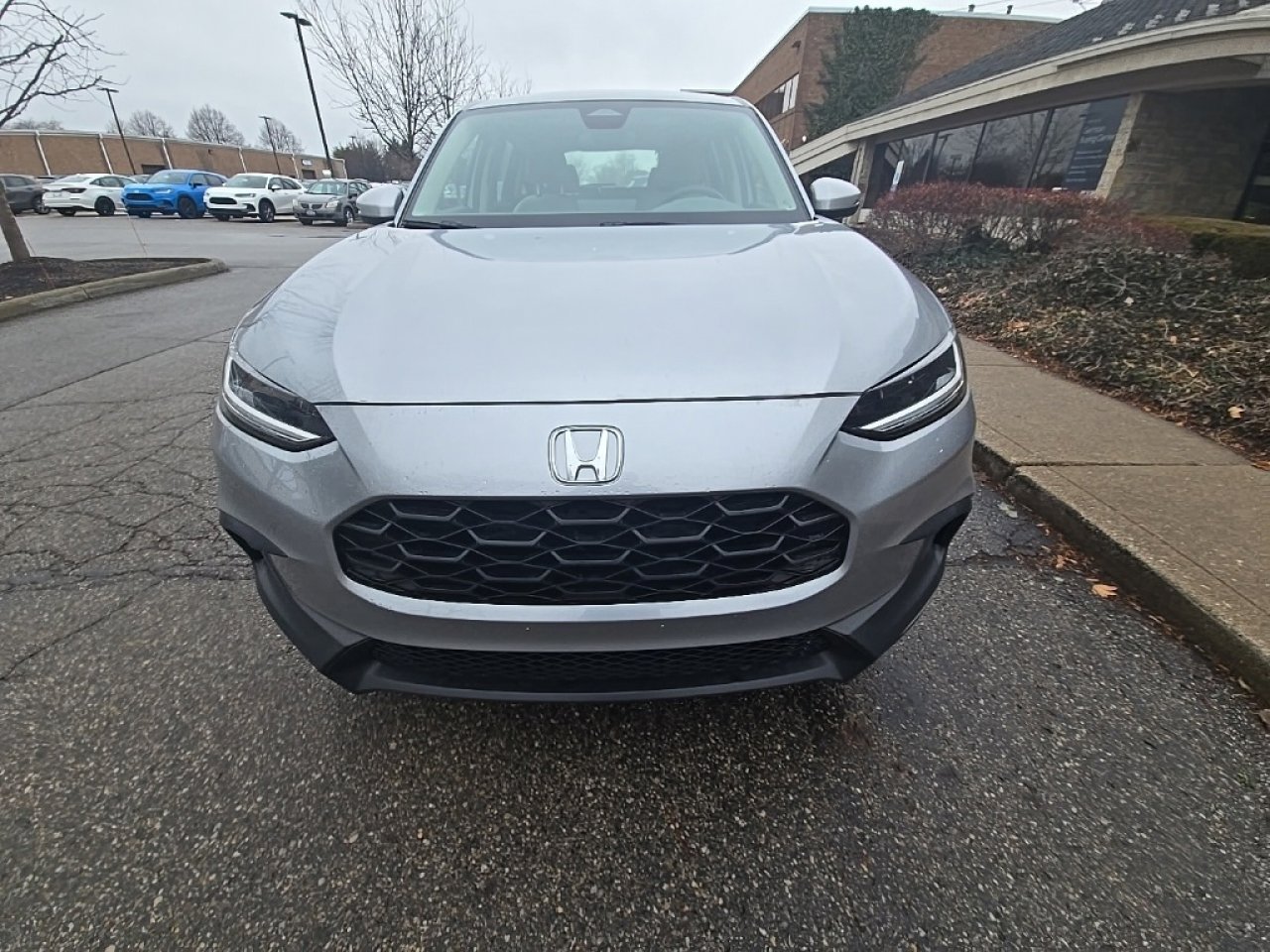 Used 2023 Honda HR-V LX image 8