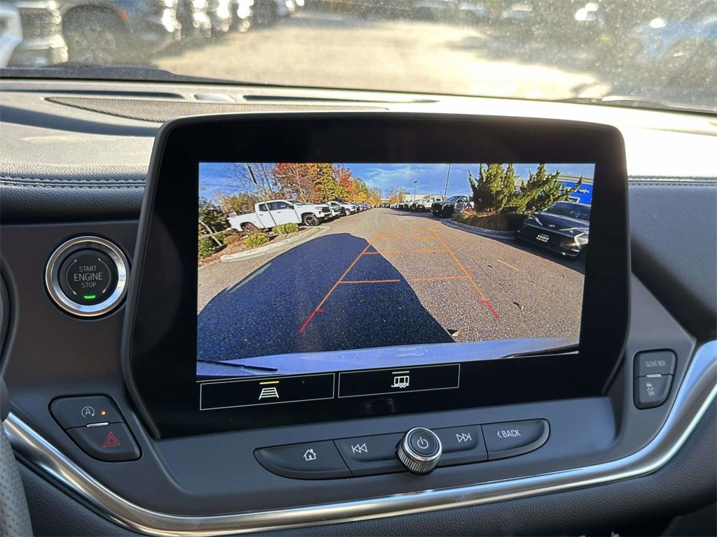 New 2025 Chevrolet Blazer LT w/ Midnight/Sport Edition image 5