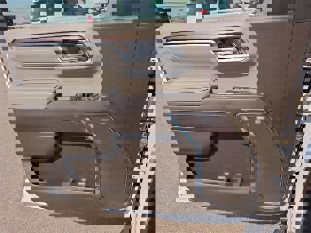 Used 2023 GMC Sierra 1500 SLT image 17