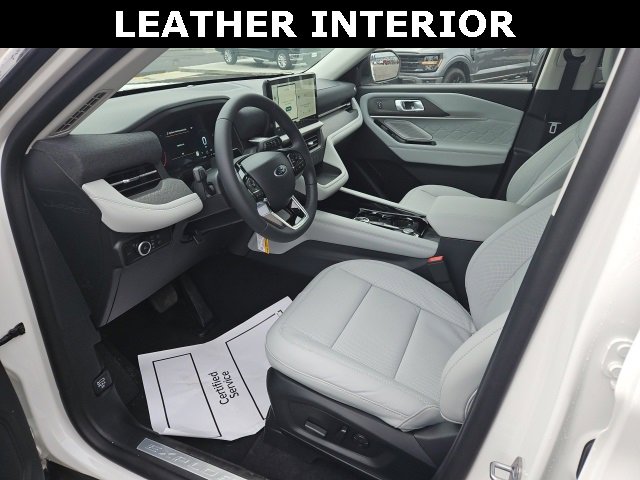 New 2026 Ford Explorer Platinum image 17
