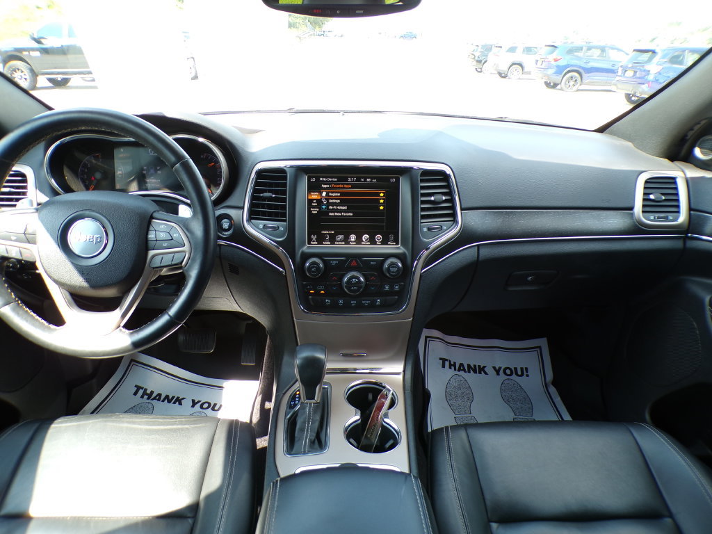 Used 2017 Jeep Grand Cherokee Limited AWD/4WD image 19