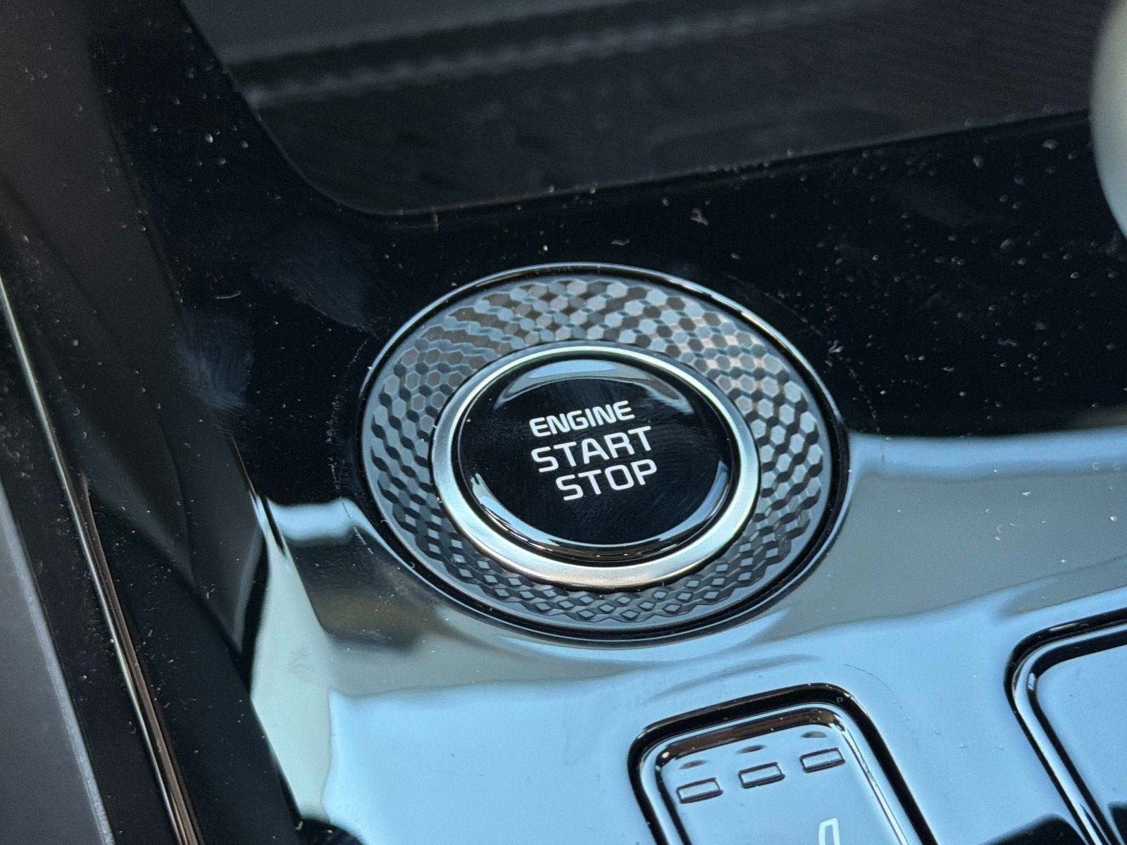 New 2026 Kia Niro FWD image 26