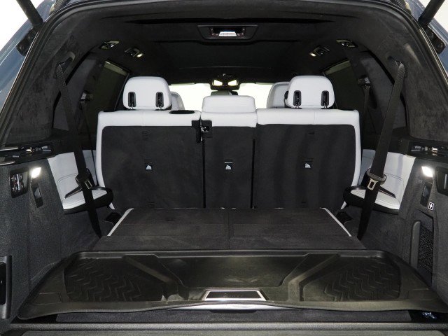 Used 2024 BMW X7 xDrive40i image 62