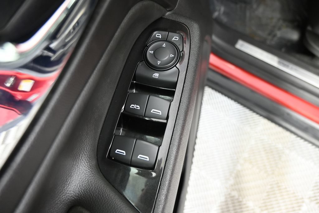 Used 2023 Chevrolet Equinox Premier AWD/4WD image 20