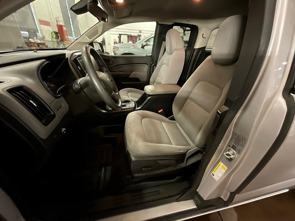 Used 2018 Chevrolet Colorado W/T image 4