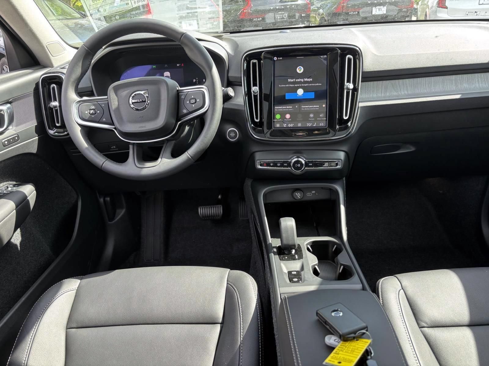 New 2026 Volvo XC40 B5 Core w/ Protection Package Premier AWD/4WD image 28