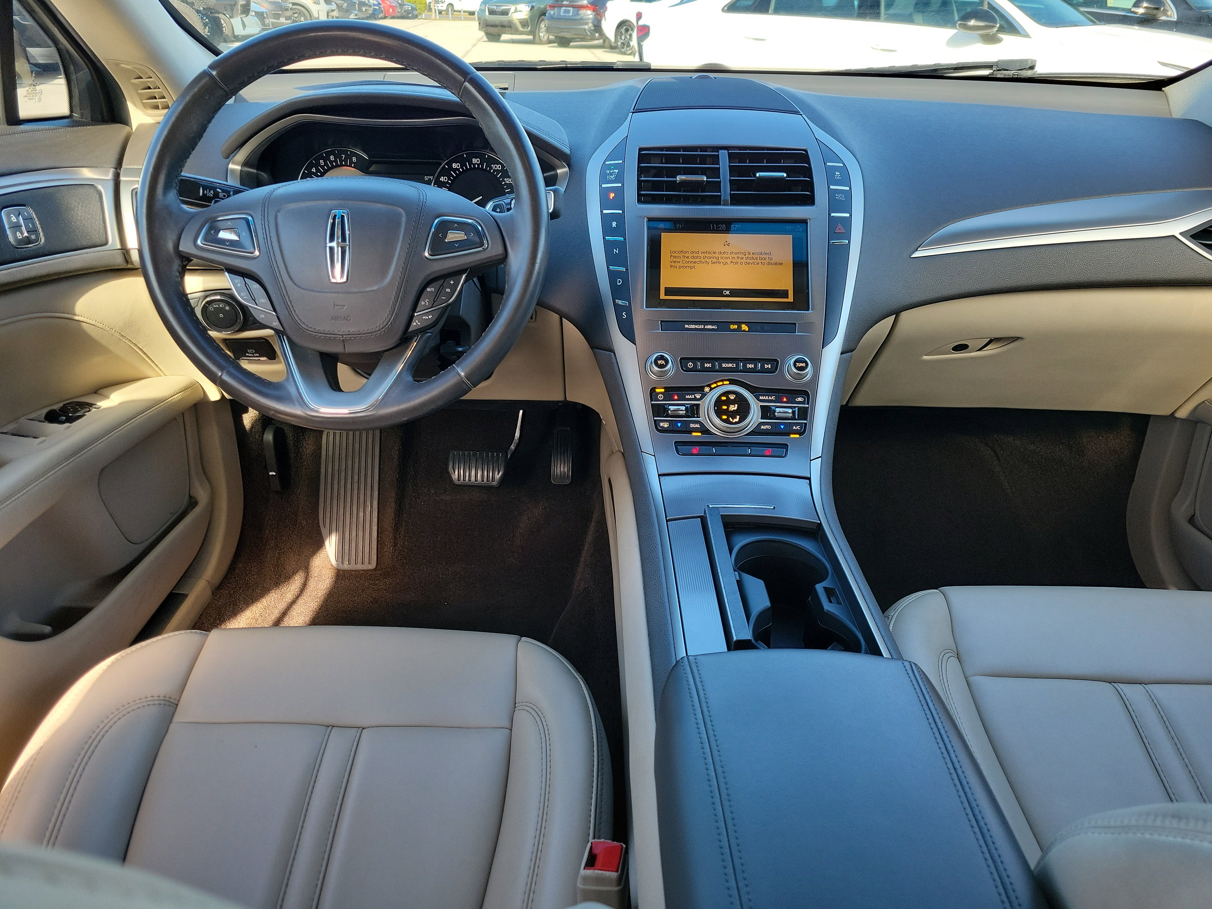 Used 2019 Lincoln MKZ Premiere image 13