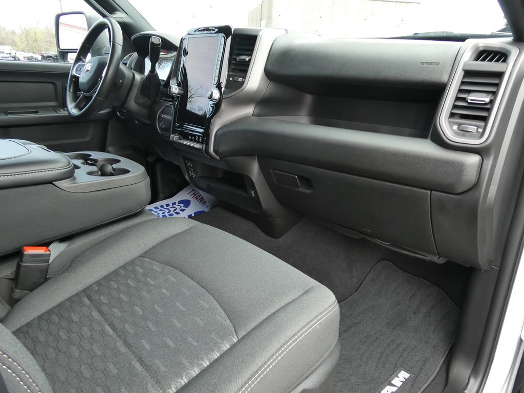 Used 2025 RAM 3500 Tradesman AWD/4WD image 15