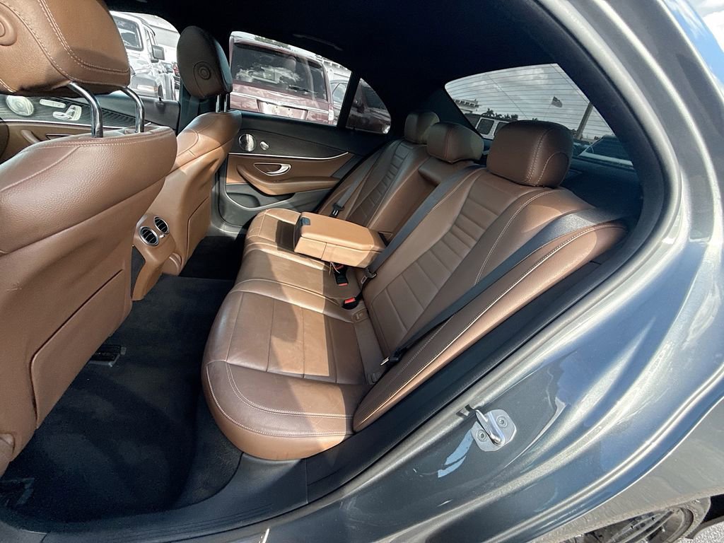 Used 2017 Mercedes-Benz E 300 image 26