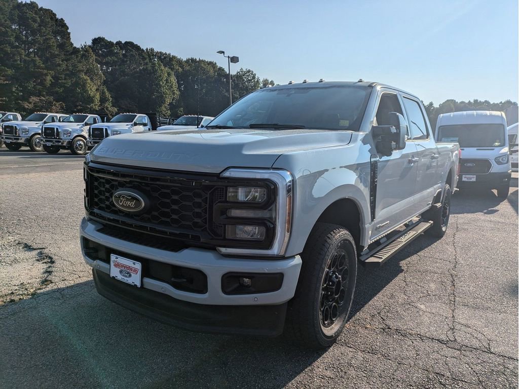 New 2026 Ford F250 4x4 Crew Cab Super Duty image 2