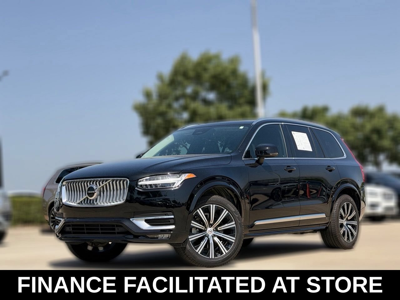 Certified 2025 Volvo XC90 B5 Core w/ Protection Package Premier AWD/4WD image 2