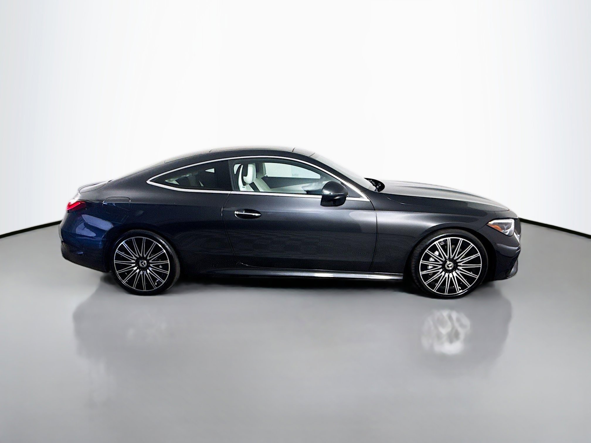 Used 2024 Mercedes-Benz CLE 450 4MATIC Coupe w/ Driver Assistance Package image 11