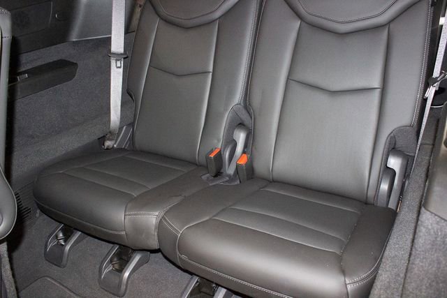 Used 2024 Cadillac XT6 Premium Luxury w/ LPO, Floor Liner Package image 20