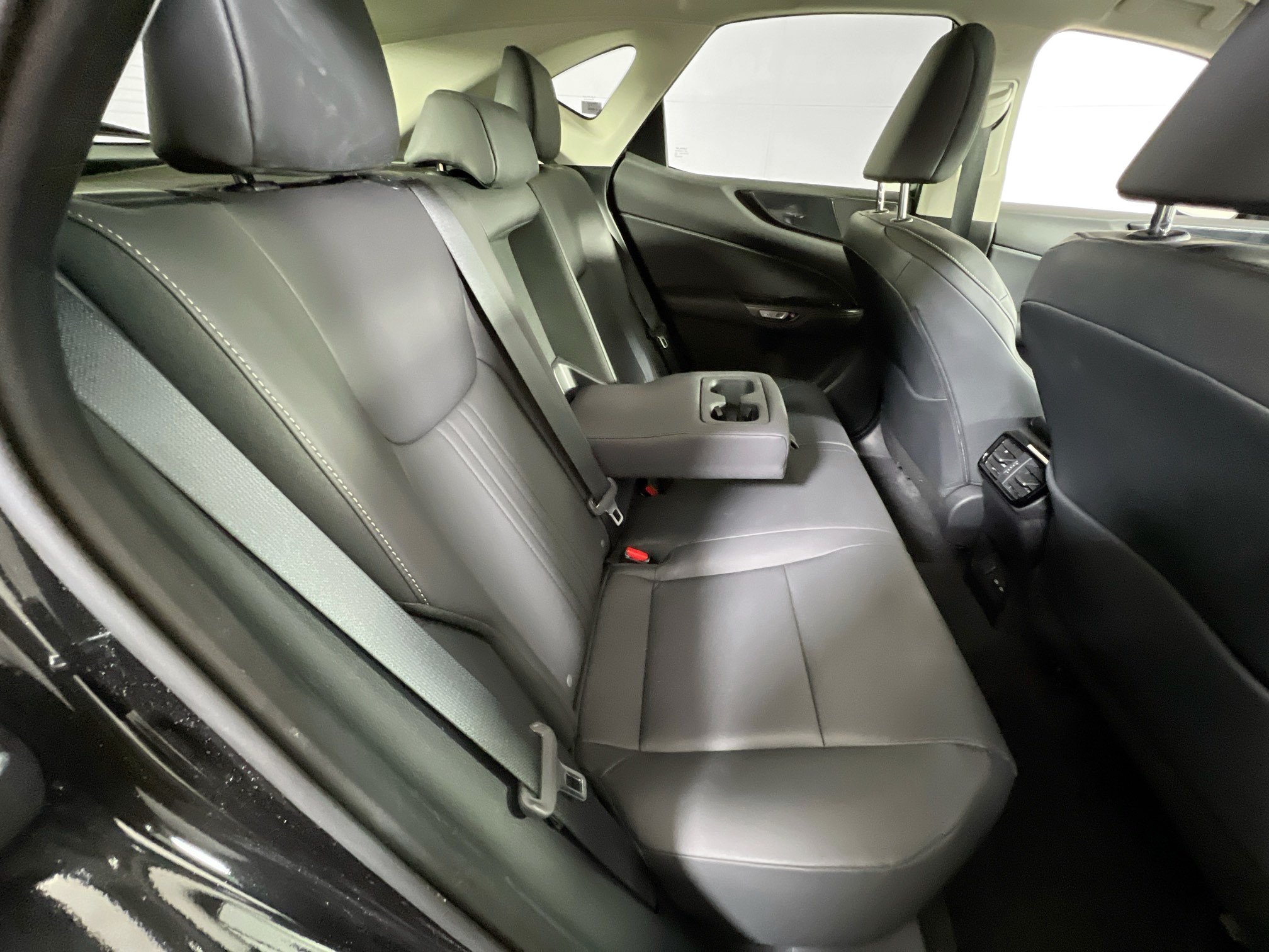 Used 2022 Lexus NX 350 AWD image 26