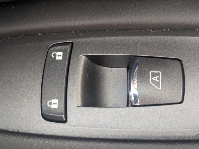 Used 2024 Nissan Armada SL w/ Captain's Chairs Package AWD/4WD image 36