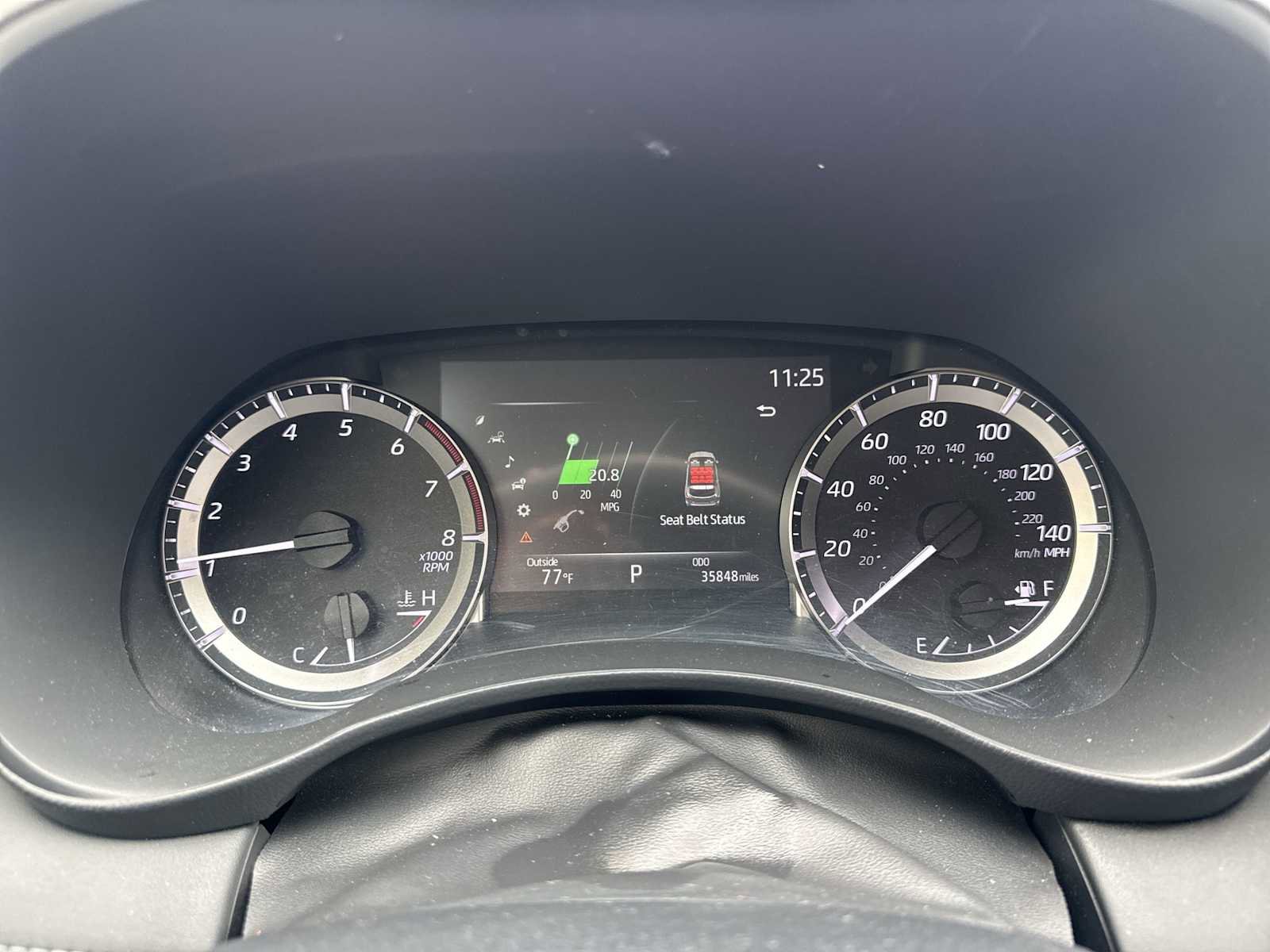 Used 2023 Toyota Highlander L FWD image 16