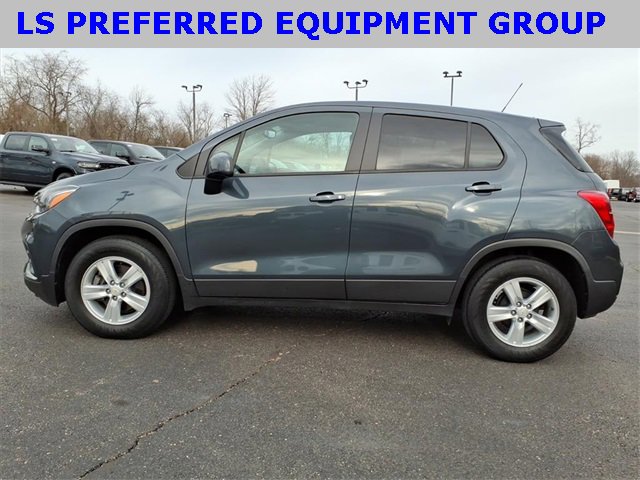 Used 2021 Chevrolet Trax LS w/ Tint and Cruise Package image 4