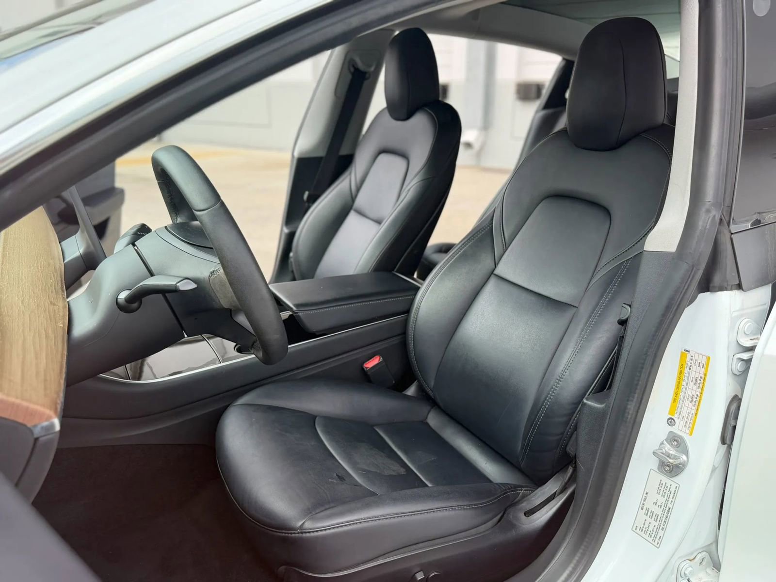 Used 2020 Tesla Model 3 Standard Range RWD image 17