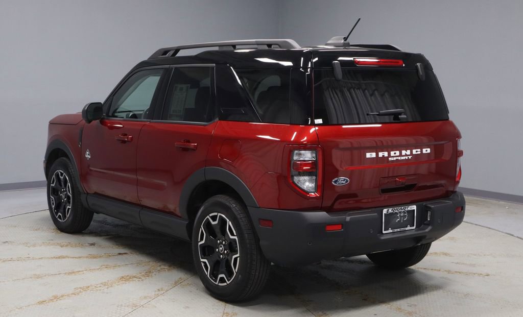 Certified 2025 Ford Bronco Sport Outer Banks w/ Outer Banks Tech Package+ image 10