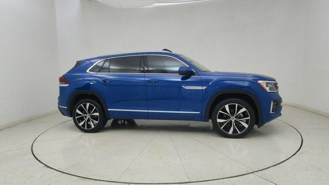 Used 2025 Volkswagen Atlas Cross Sport SEL Premium R-Line AWD/4WD image 63