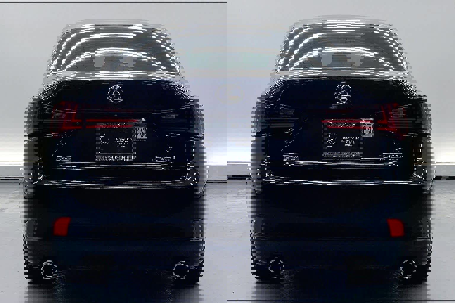 Used 2015 Lexus IS 250 image 3