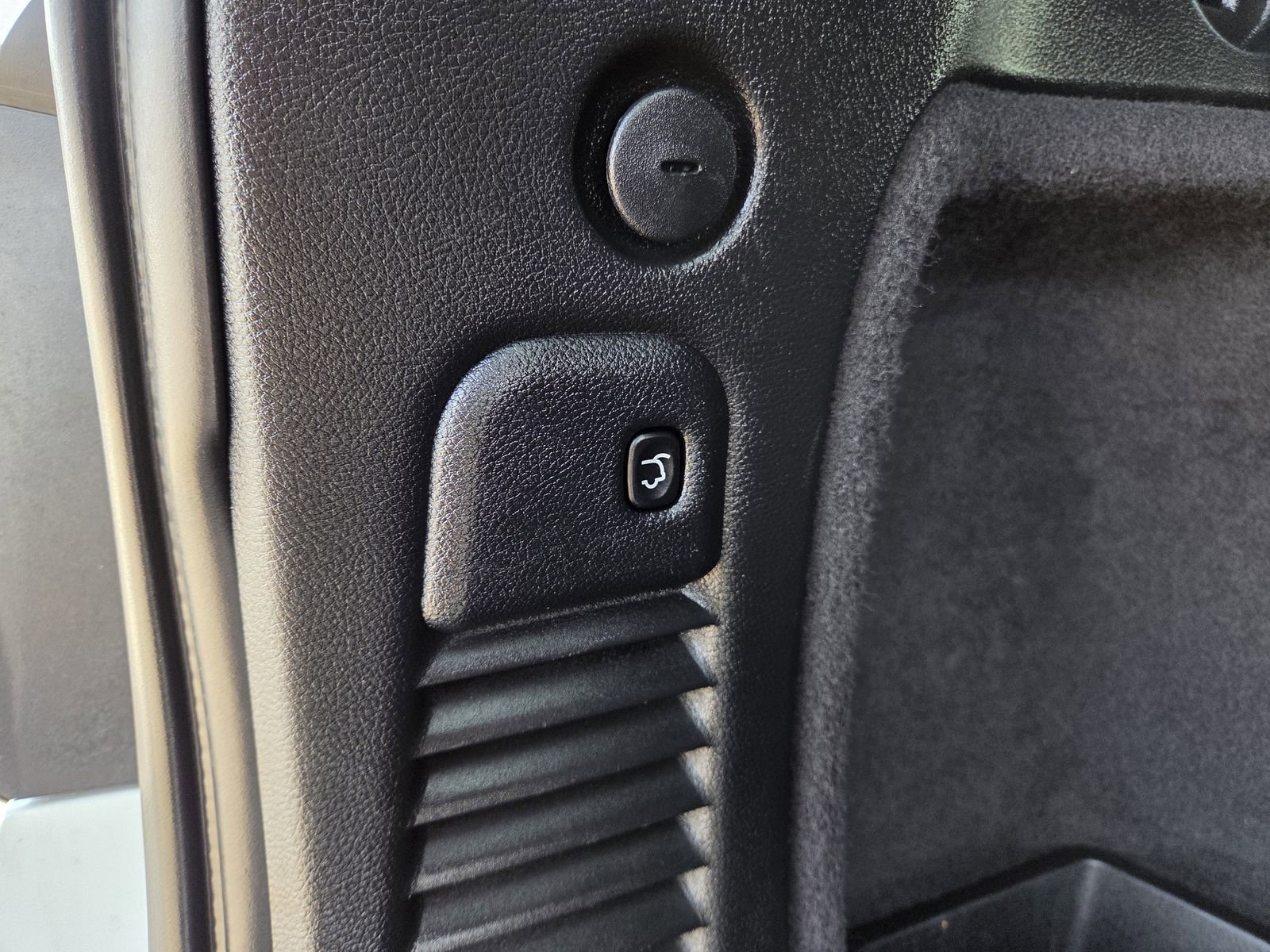 Used 2023 Dodge Durango GT AWD/4WD image 28