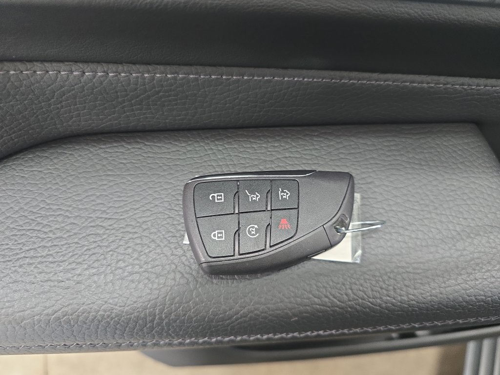 Used 2023 GMC Yukon Denali w/ Denali Reserve Package AWD/4WD image 36