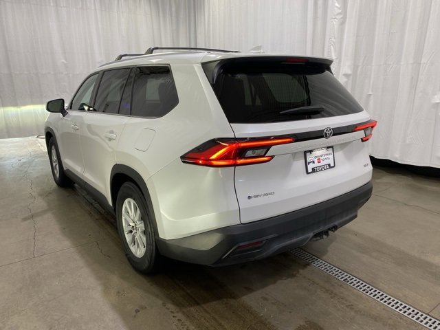 Certified 2024 Toyota Grand Highlander XLE image 6