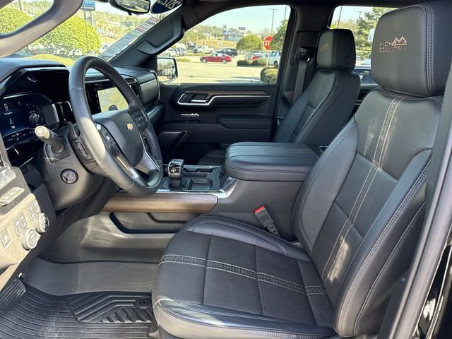 Used 2025 Chevrolet Silverado 1500 High Country w/ Technology Package image 9