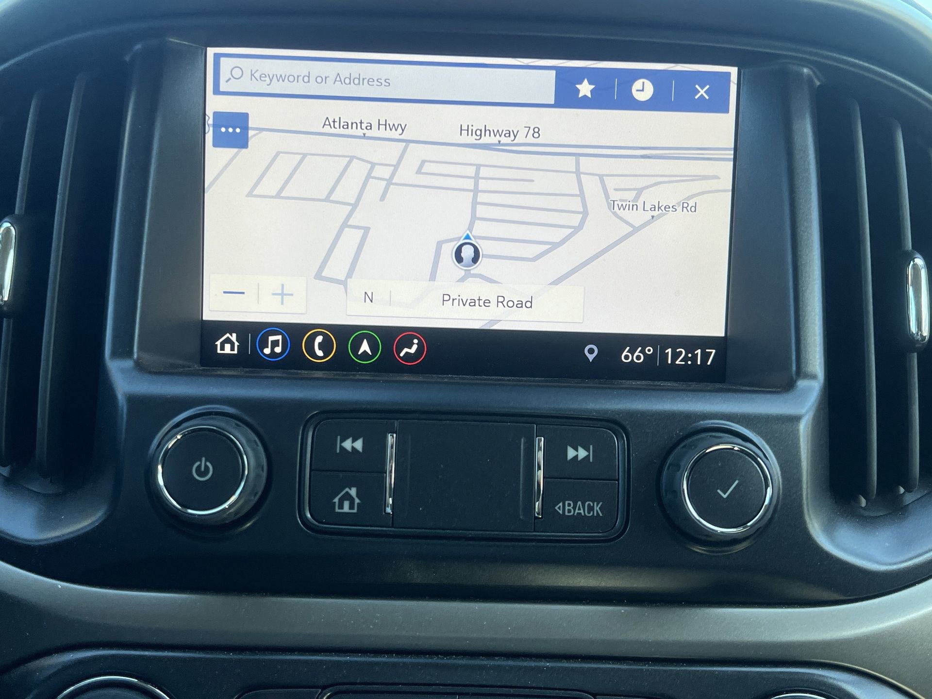 Used 2022 Chevrolet Colorado Z71 w/ Safety Package image 7