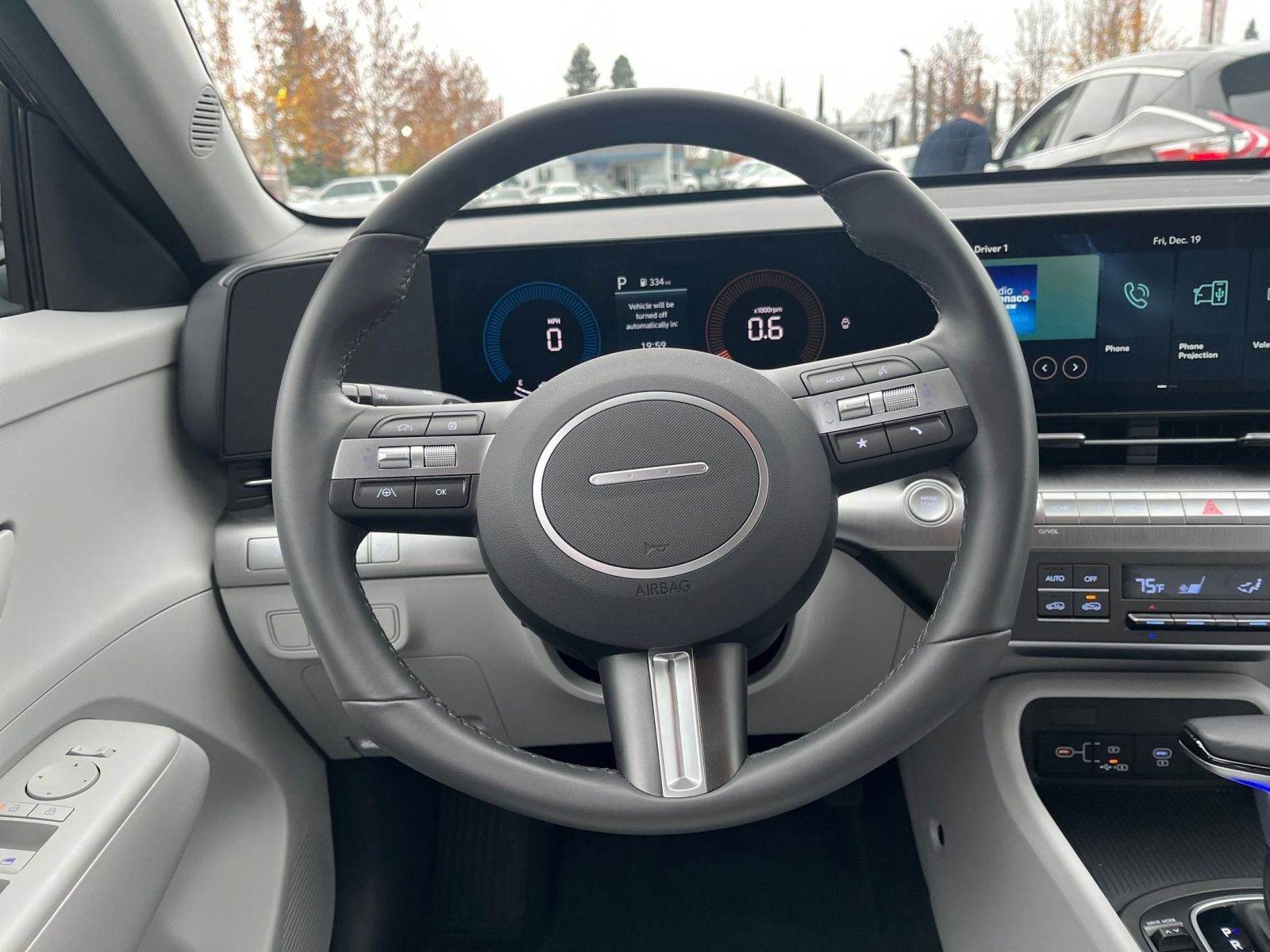 Used 2025 Hyundai Kona SEL image 34