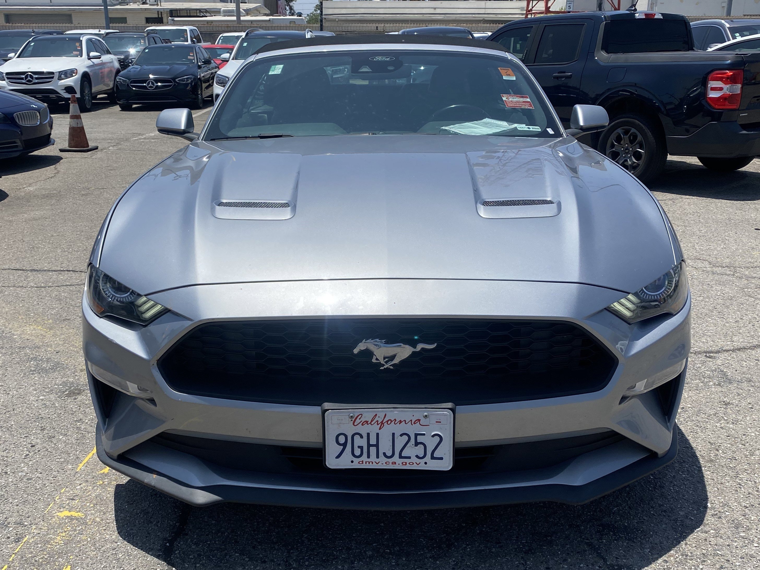 Used 2021 Ford Mustang Premium RWD image 3