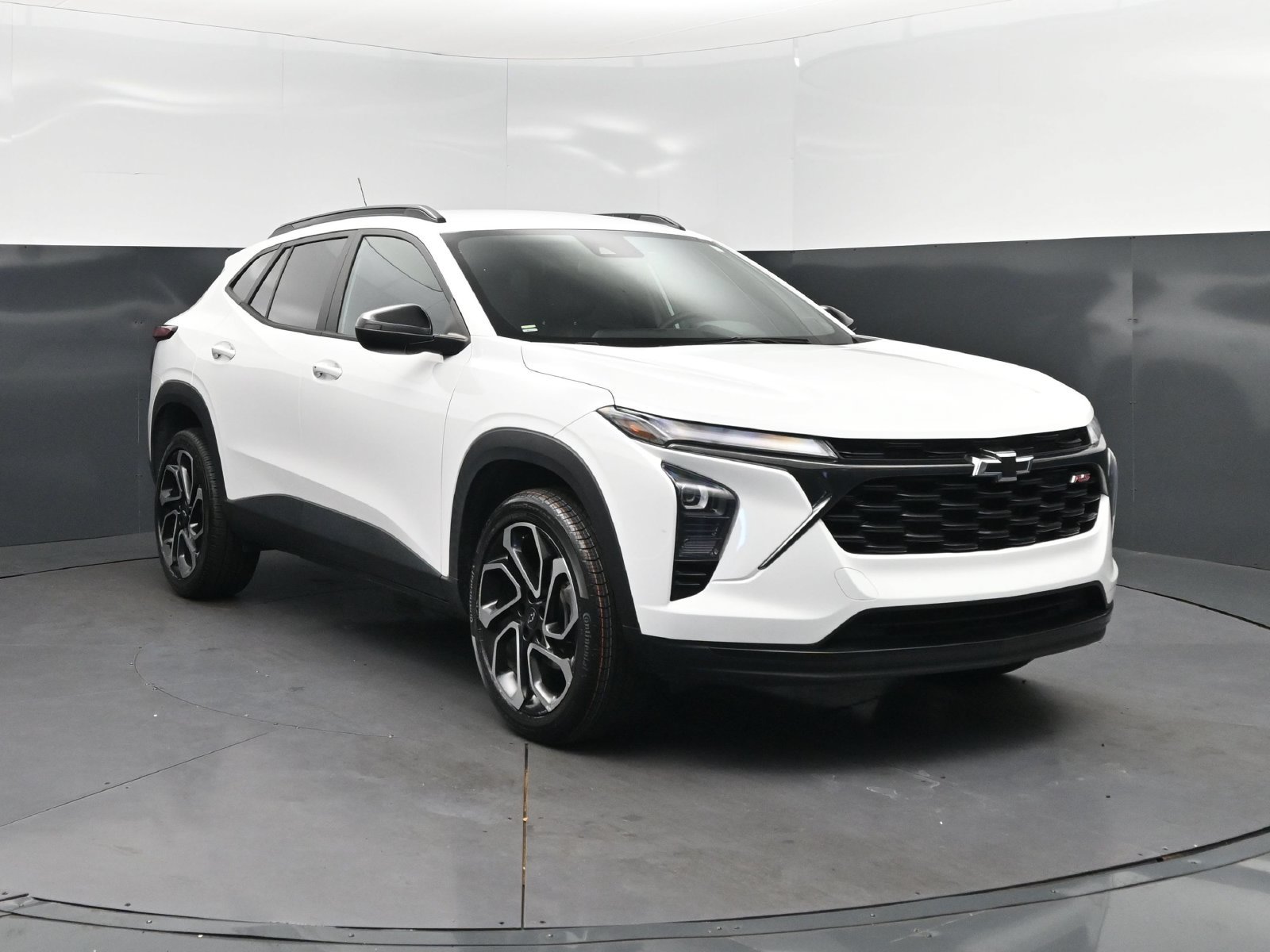 Certified 2024 Chevrolet Trax RS FWD image 9