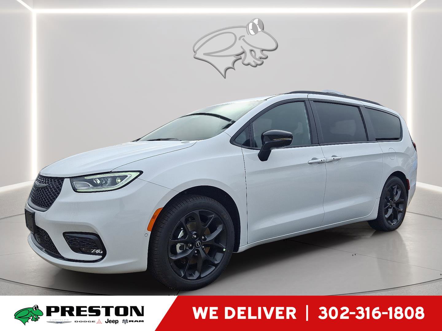 New 2026 Chrysler Pacifica Limited w/ S Appearance Package image 1