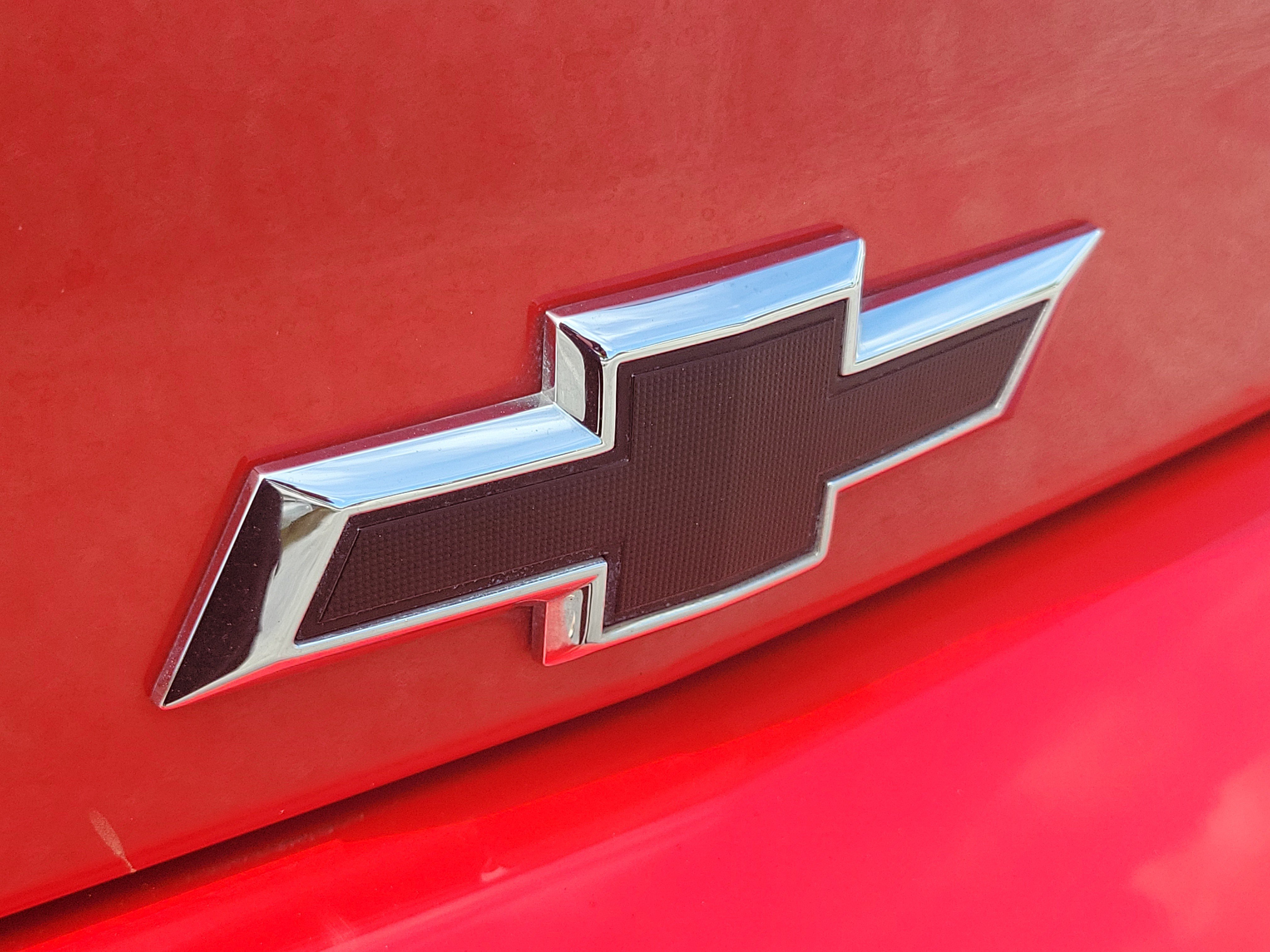 Used 2023 Chevrolet Camaro LT w/ RS Package RWD image 6