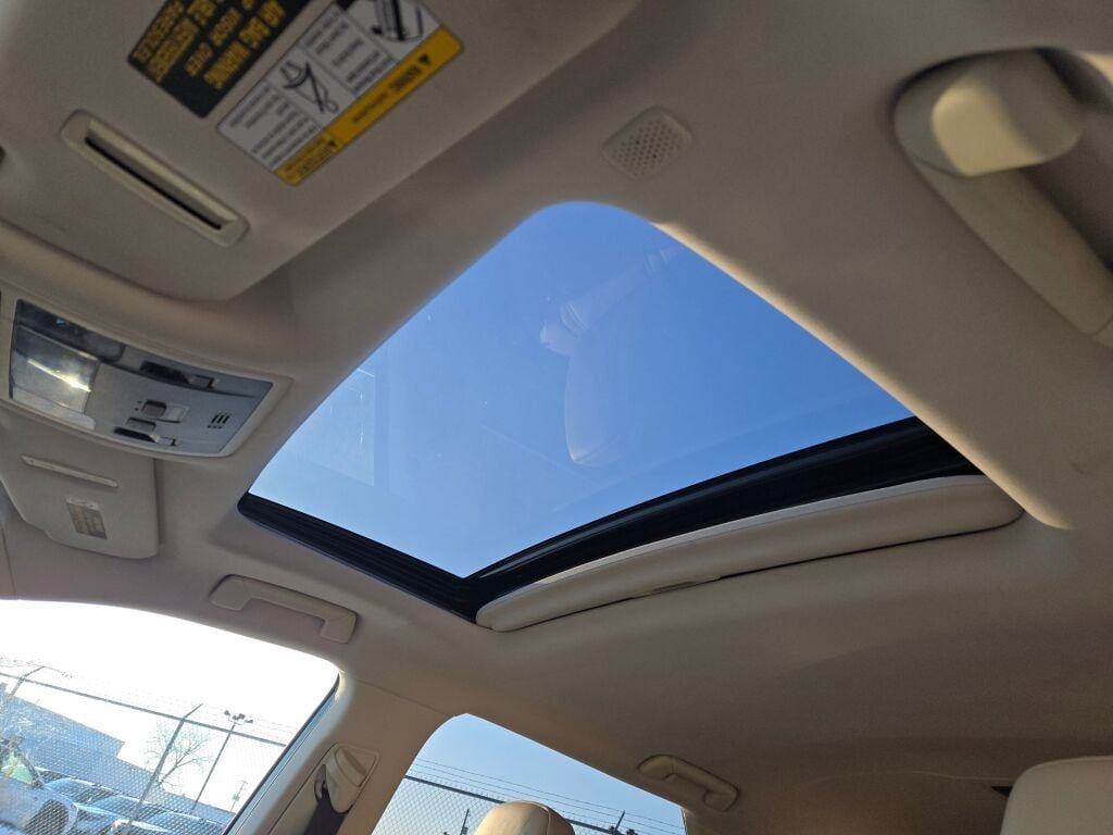 Used 2018 Lexus RX 350L FWD image 25