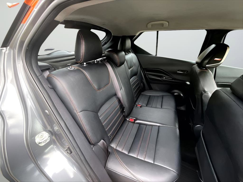 Used 2019 Nissan Kicks SR w/ SR Premium Package image 17