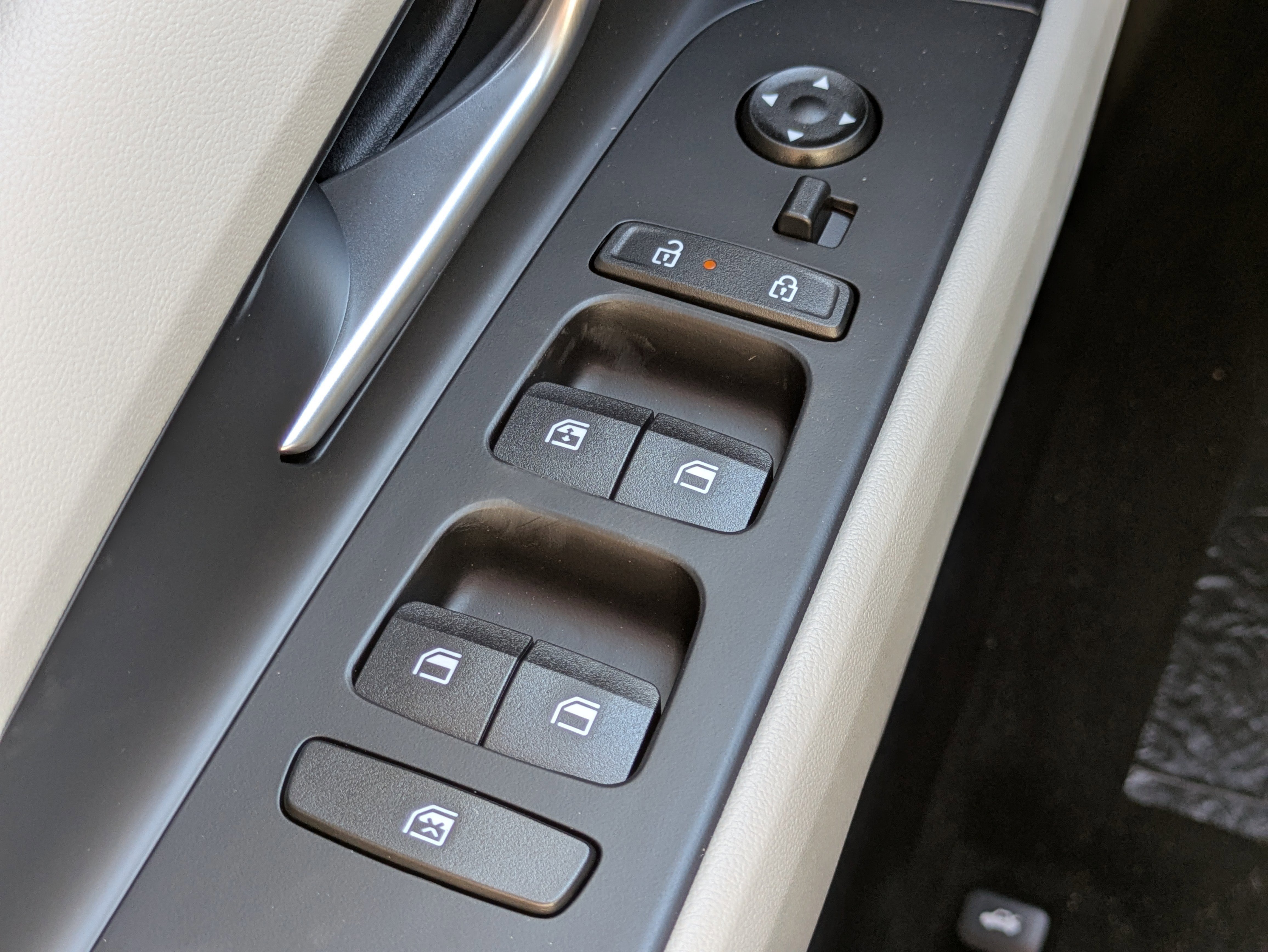 New 2026 Hyundai Elantra Limited image 29