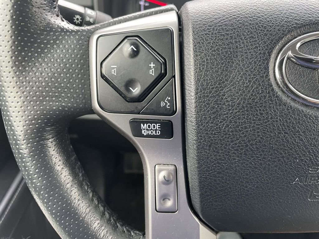 Used 2024 Toyota 4Runner SR5 Premium image 31