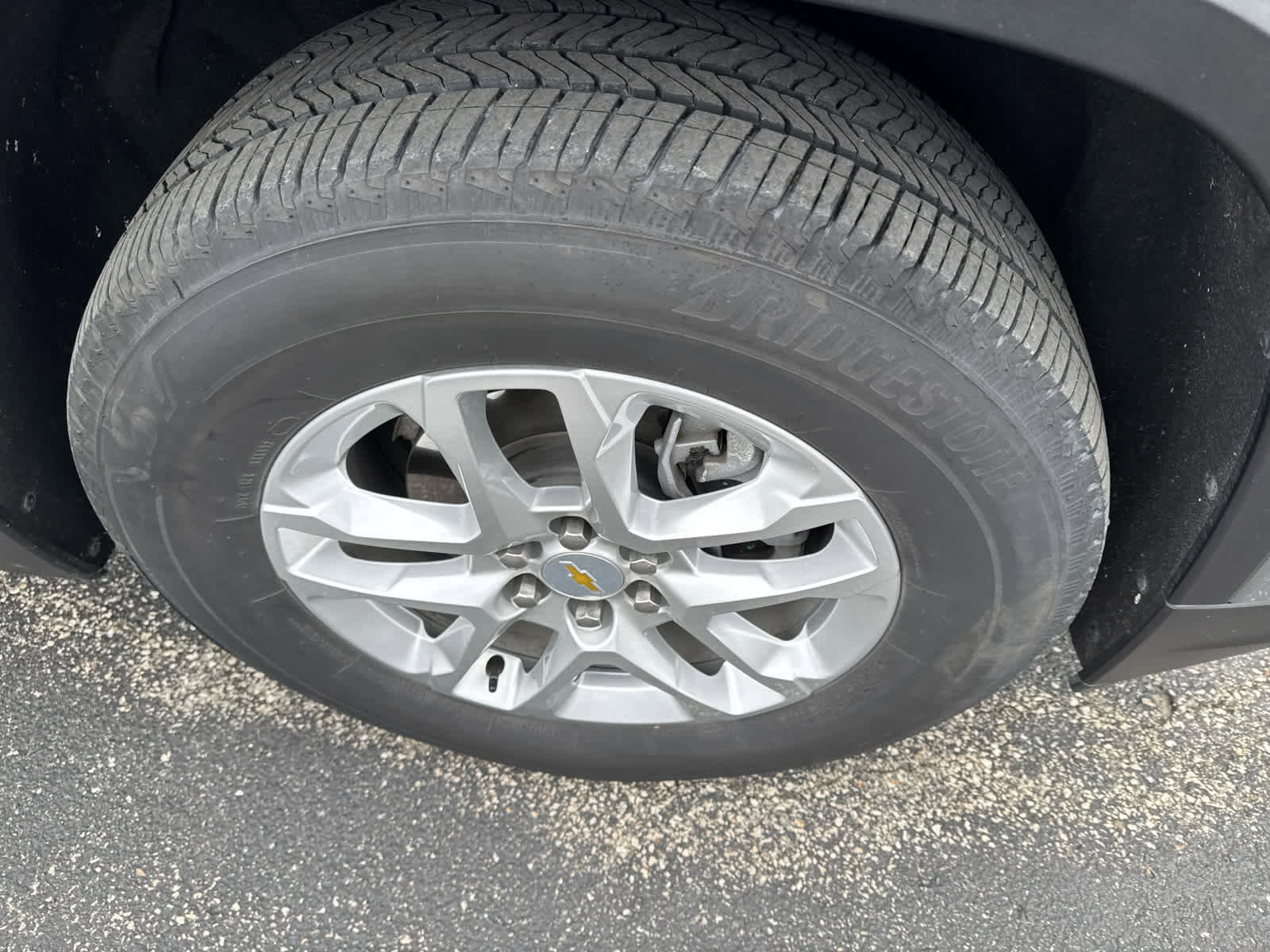 Used 2023 Chevrolet Traverse LS w/ Safety Package AWD/4WD image 14