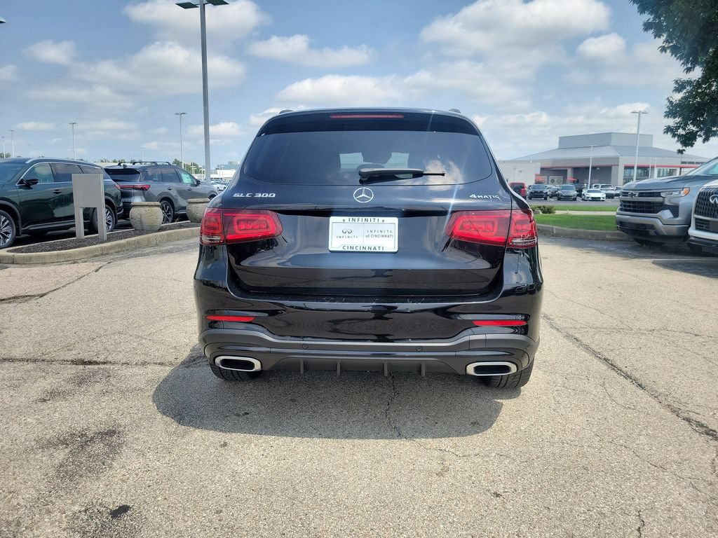 Used 2021 Mercedes-Benz GLC 300 4MATIC image 4