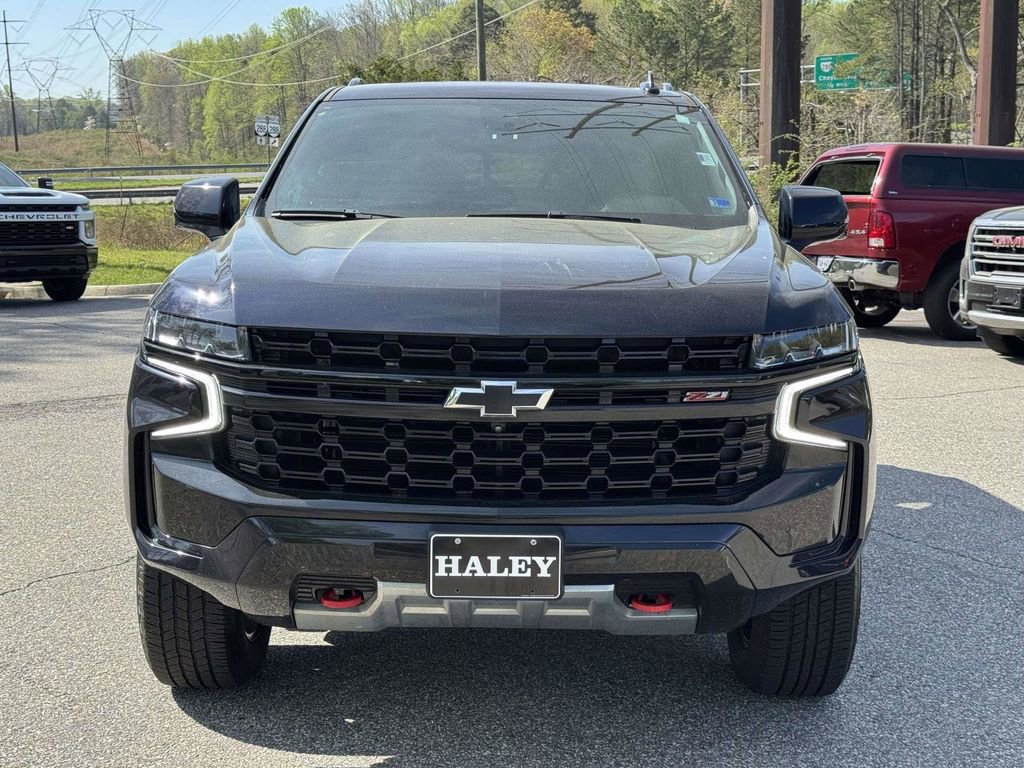 Used 2023 Chevrolet Tahoe Z71 w/ Luxury Package AWD/4WD image 27
