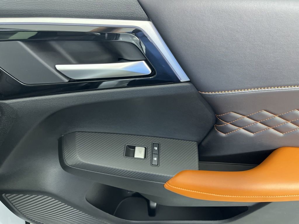 Used 2024 Mitsubishi Outlander SEL image 23