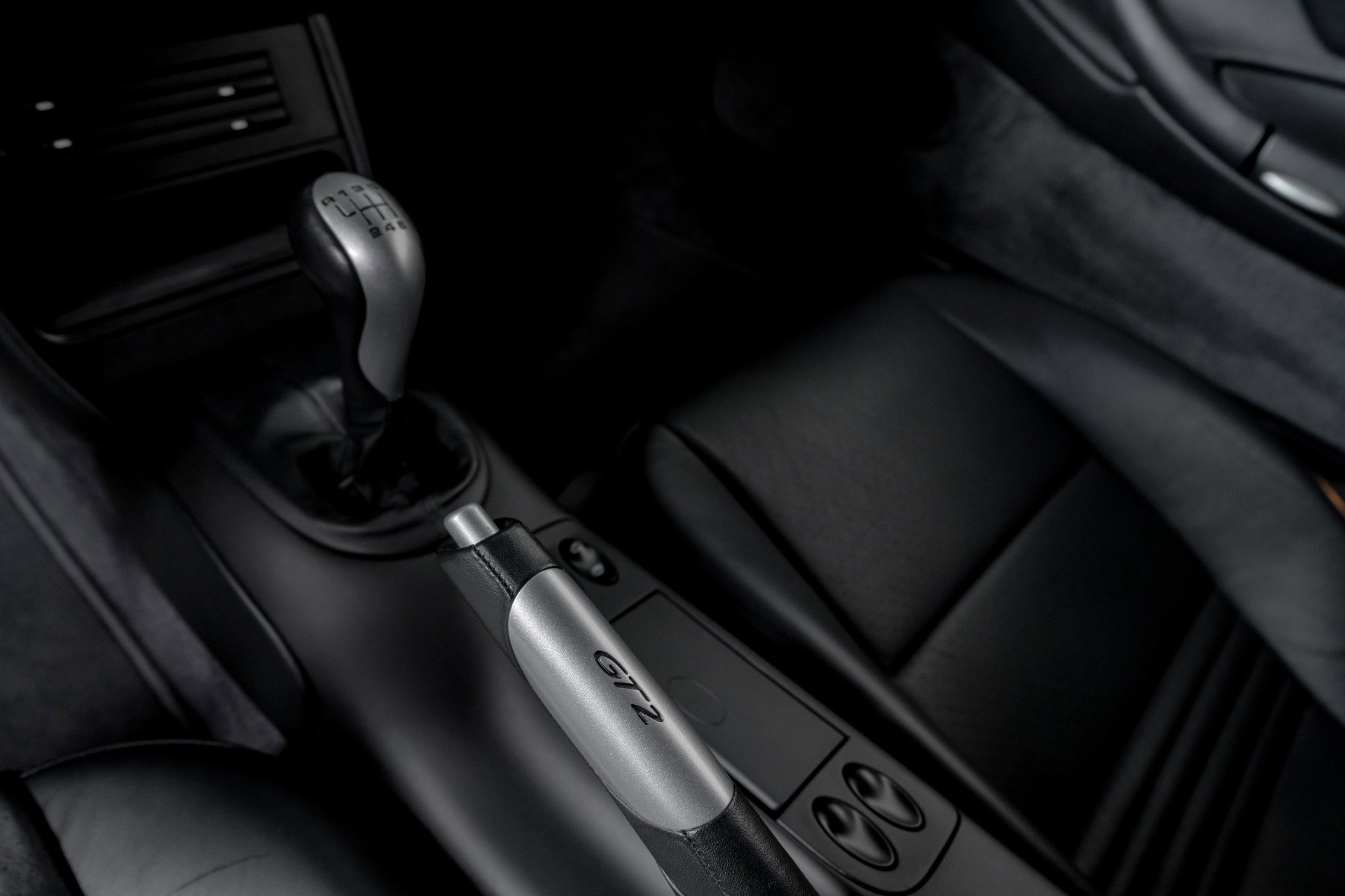 Used 2003 Porsche 911 GT2 image 18