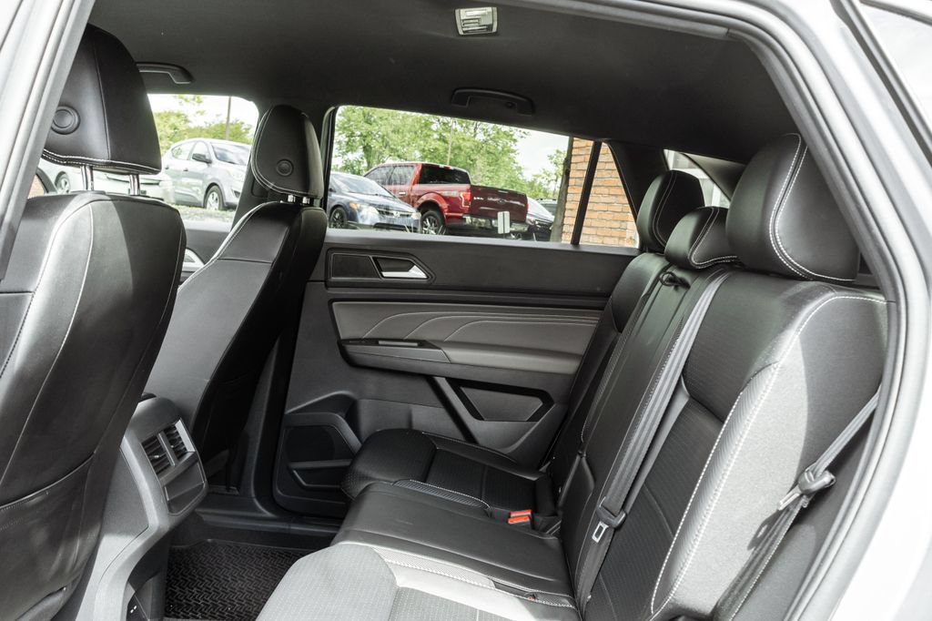 Used 2022 Volkswagen Atlas Cross Sport SE AWD/4WD image 26