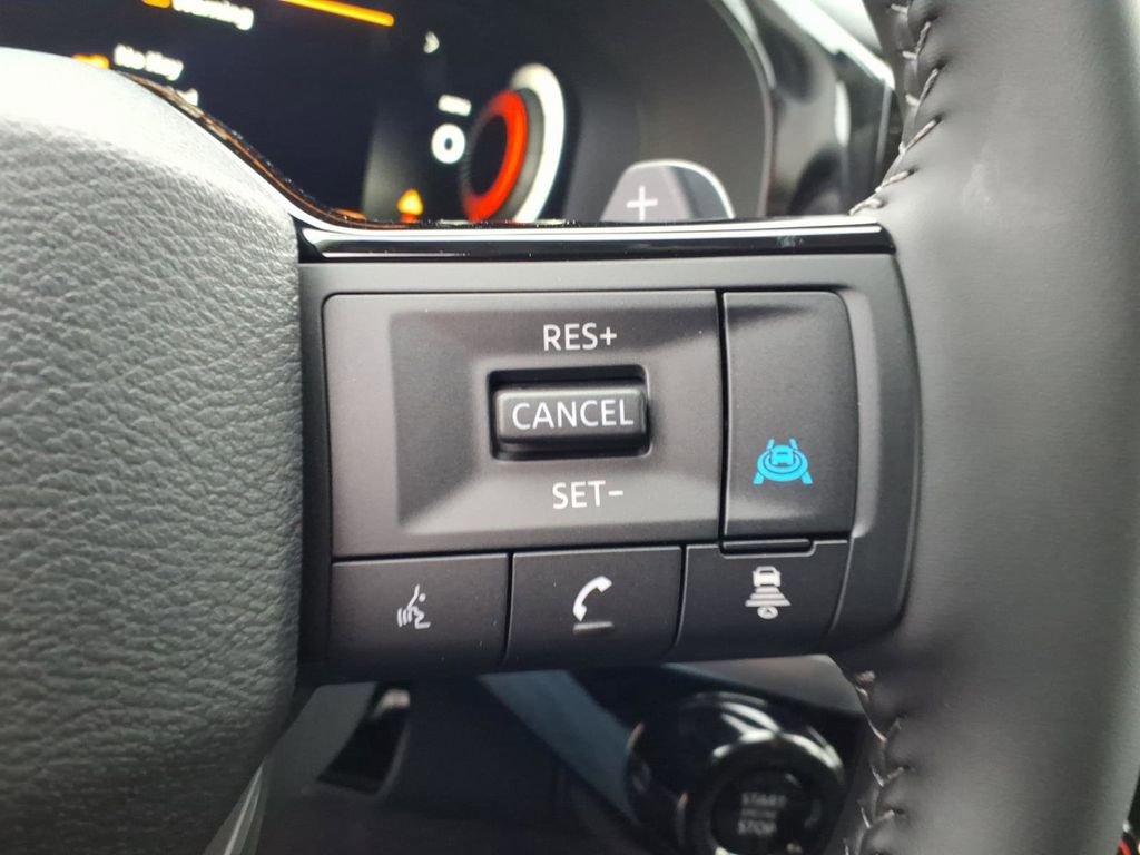 New 2026 Nissan Pathfinder SL image 21