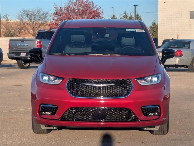 New 2026 Chrysler Pacifica Select image 8